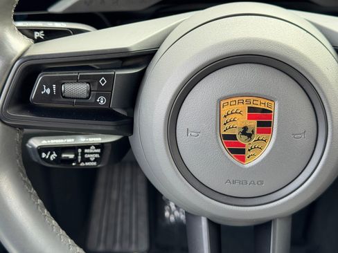 Used 2022 Porsche Taycan RWD image 21