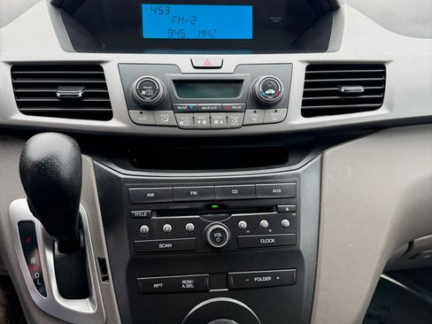 Used 2012 Honda Odyssey LX image 14