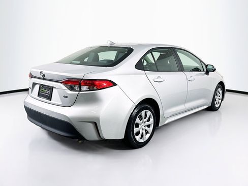 Used 2024 Toyota Corolla LE image 9