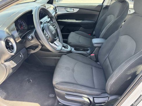 Used 2023 Kia Forte LXS FWD image 25