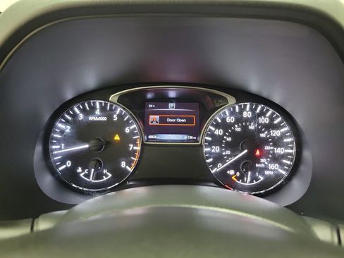 Used 2020 Nissan Pathfinder Platinum image 28