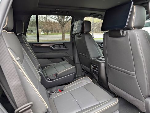 New 2026 GMC Yukon Elevation w/ Elevation Premium Package AWD/4WD image 28