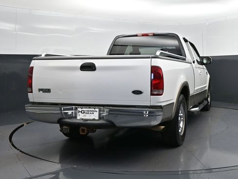Used 2002 Ford F150 XLT image 7
