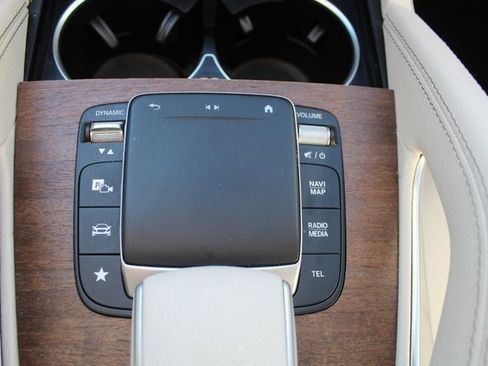 Used 2022 Mercedes-Benz GLE 350 GLE 350 image 32