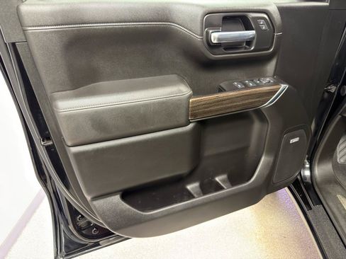 Used 2021 Chevrolet Silverado 1500 RST AWD/4WD image 14