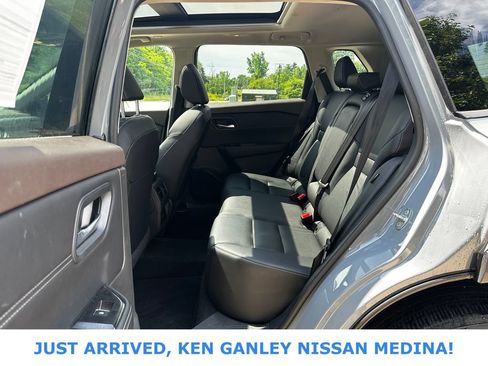 Certified 2023 Nissan Rogue SL AWD/4WD image 16