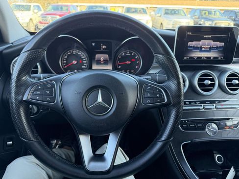 Used 2015 Mercedes-Benz C 300 4MATIC Sedan image 11
