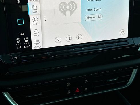 New 2026 Volkswagen Atlas Cross Sport SE AWD/4WD image 20