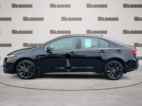 Used 2023 Toyota Corolla SE w/ Carpet Mat Package (TMS) FWD image 2
