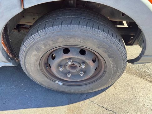 Used 2015 Ford Transit 150 130 Medium Roof image 17