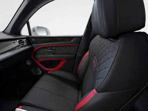 Used 2023 Bentley Bentayga Speed AWD/4WD image 30