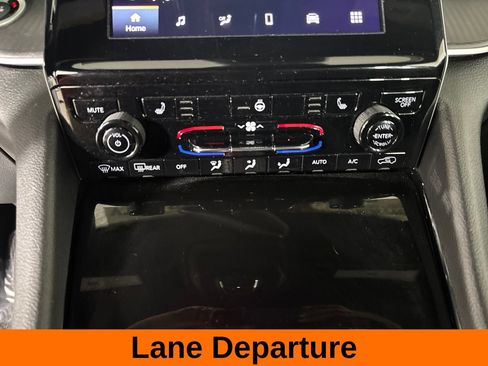 Used 2023 Jeep Grand Cherokee L Laredo RWD image 19