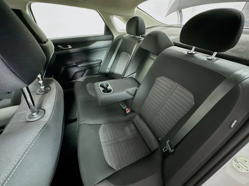 Used 2025 Kia K5 LXS image 25