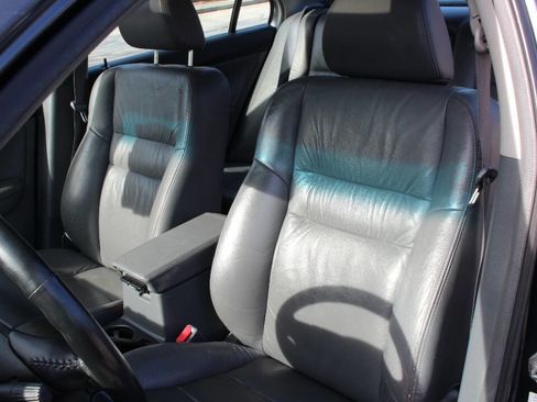 Used 2004 Honda Accord EX image 18
