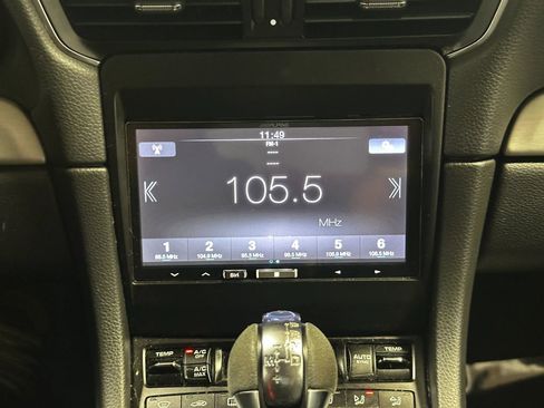 Used 2015 Porsche 911 GT3 RWD image 24