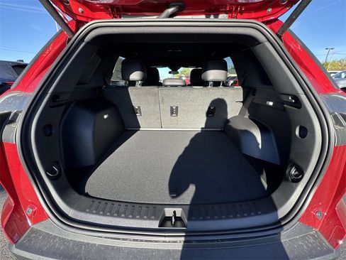 New 2026 Chevrolet Equinox ACTIV image 23