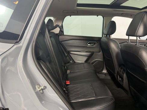 Used 2022 Nissan Rogue Platinum w/ Head-Up Display Package image 26