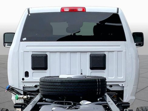 New 2026 RAM 5500 Tradesman w/ Chrome Appearance Group AWD/4WD image 4