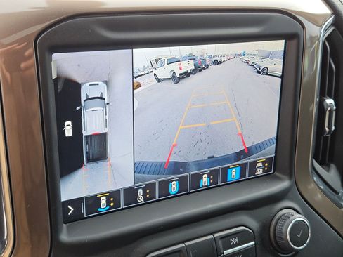 Used 2023 Chevrolet Silverado 3500 High Country image 24