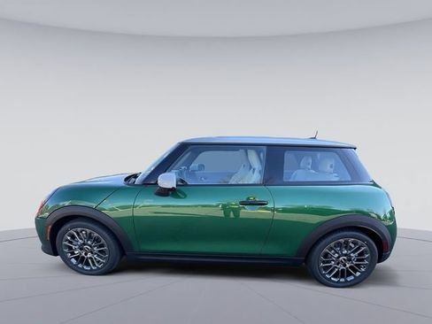 Used 2026 MINI Cooper 2-Door Hardtop FWD image 2