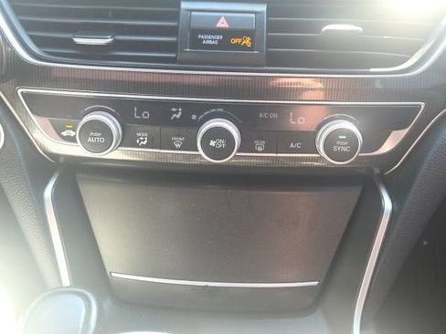 Used 2021 Honda Accord Sport image 28