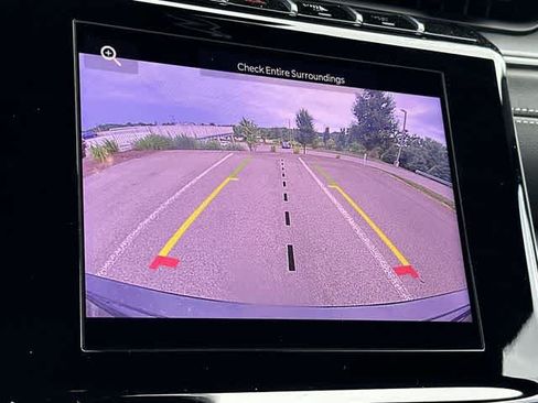 Used 2025 Jeep Grand Cherokee Altitude AWD/4WD image 14