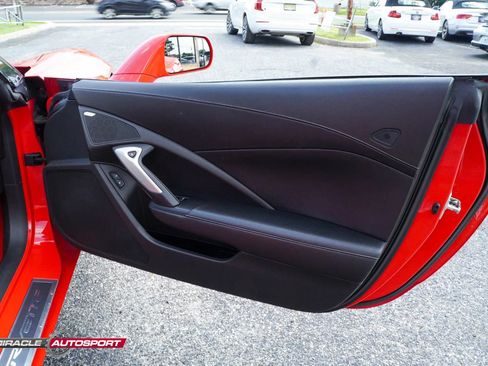 Used 2014 Chevrolet Corvette Stingray Convertible RWD image 25