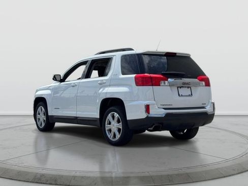 Used 2017 GMC Terrain SLE w/ Convenience Package AWD/4WD image 4