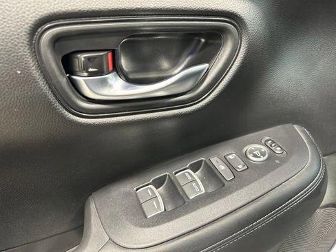 Certified 2024 Honda HR-V EX-L image 24
