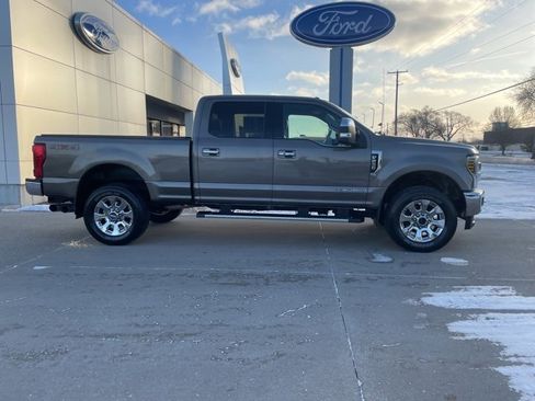 Used 2018 Ford F250 Lariat w/ Lariat Ultimate Package image 17