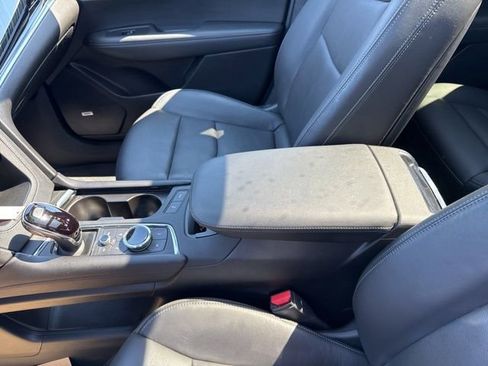 Used 2023 Cadillac XT6 Premium Luxury image 16