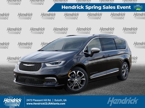 New 2026 Chrysler Pacifica Pinnacle image 1