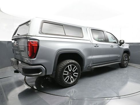 Used 2023 GMC Sierra 1500 AT4 w/ AT4 Premium Package AWD/4WD image 3