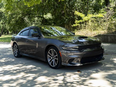 Used 2023 Dodge Charger R/T w/ Cold Weather Package RWD image 2