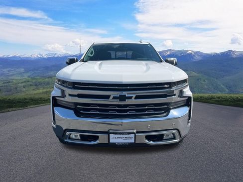 Used 2020 Chevrolet Silverado 1500 LTZ AWD/4WD image 9
