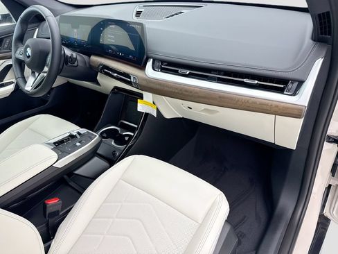 New 2026 BMW X1 xDrive28i w/ Convenience Package AWD/4WD image 15