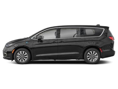 Used 2024 Chrysler Pacifica Limited FWD image 3