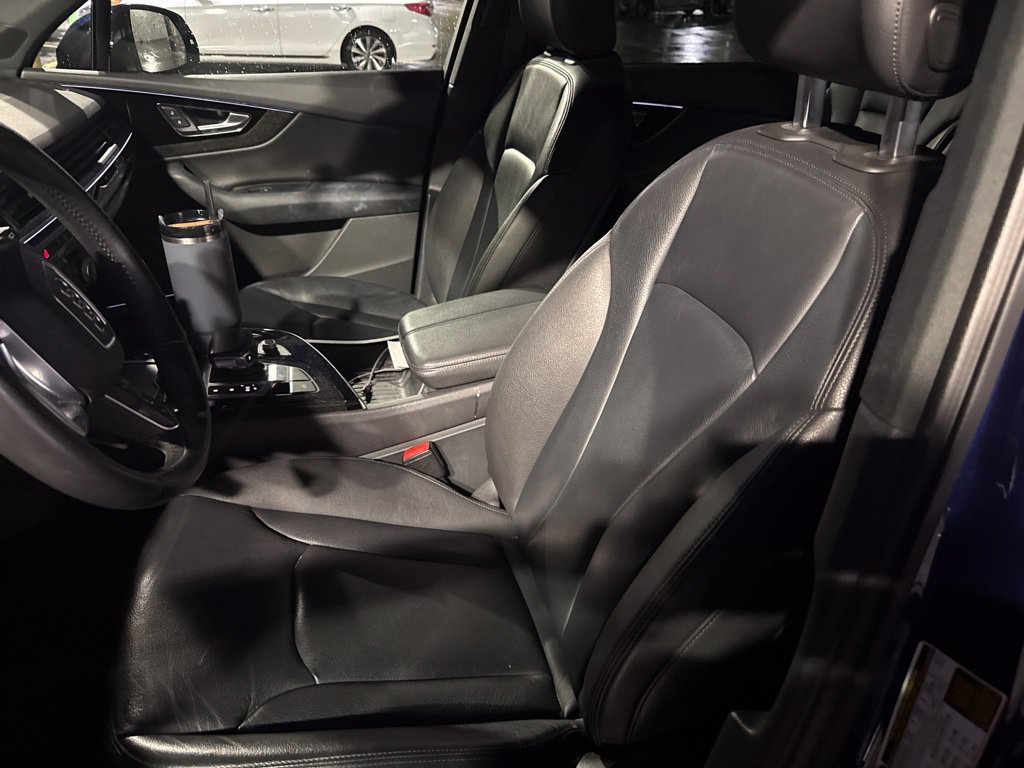 Used 2019 Audi Q7 3.0T Premium Plus w/ Premium Plus Package AWD/4WD image 6