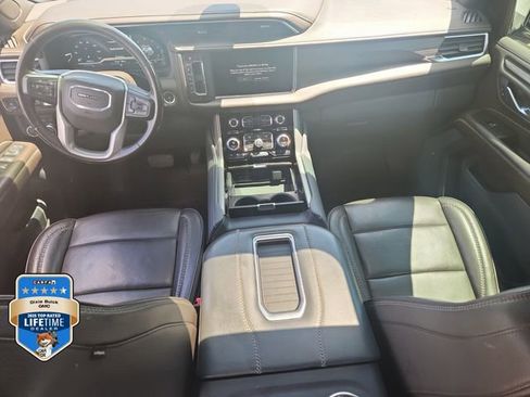 Certified 2022 GMC Yukon Denali RWD image 15