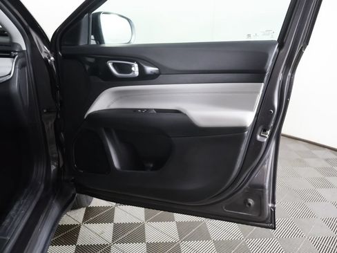 Used 2022 Jeep Compass Limited AWD/4WD image 21