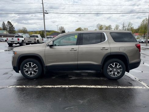 Used 2023 GMC Acadia SLE AWD/4WD image 3