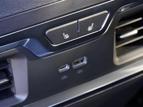 New 2026 GMC Sierra 1500 Denali w/ Denali Reserve Package image 34