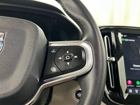 Used 2024 Volvo XC40 B5 Plus w/ Climate Package AWD/4WD image 10