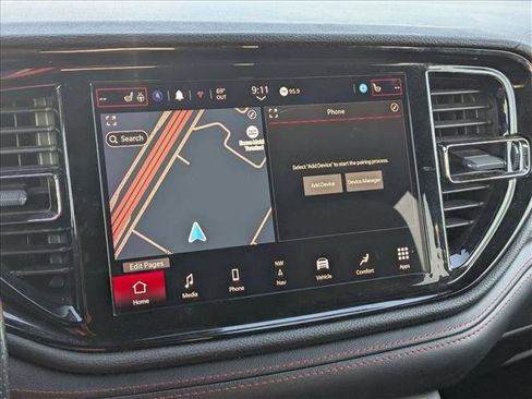 Used 2023 Dodge Durango GT image 15