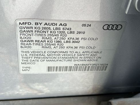 Used 2024 Audi SQ5 Premium Plus w/ Premium Plus Package AWD/4WD image 35