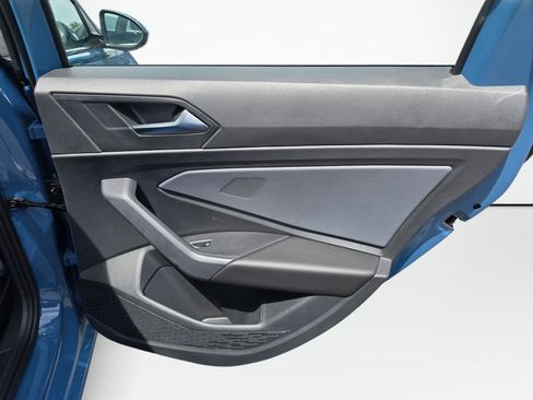 New 2026 Volkswagen Jetta SE FWD image 38