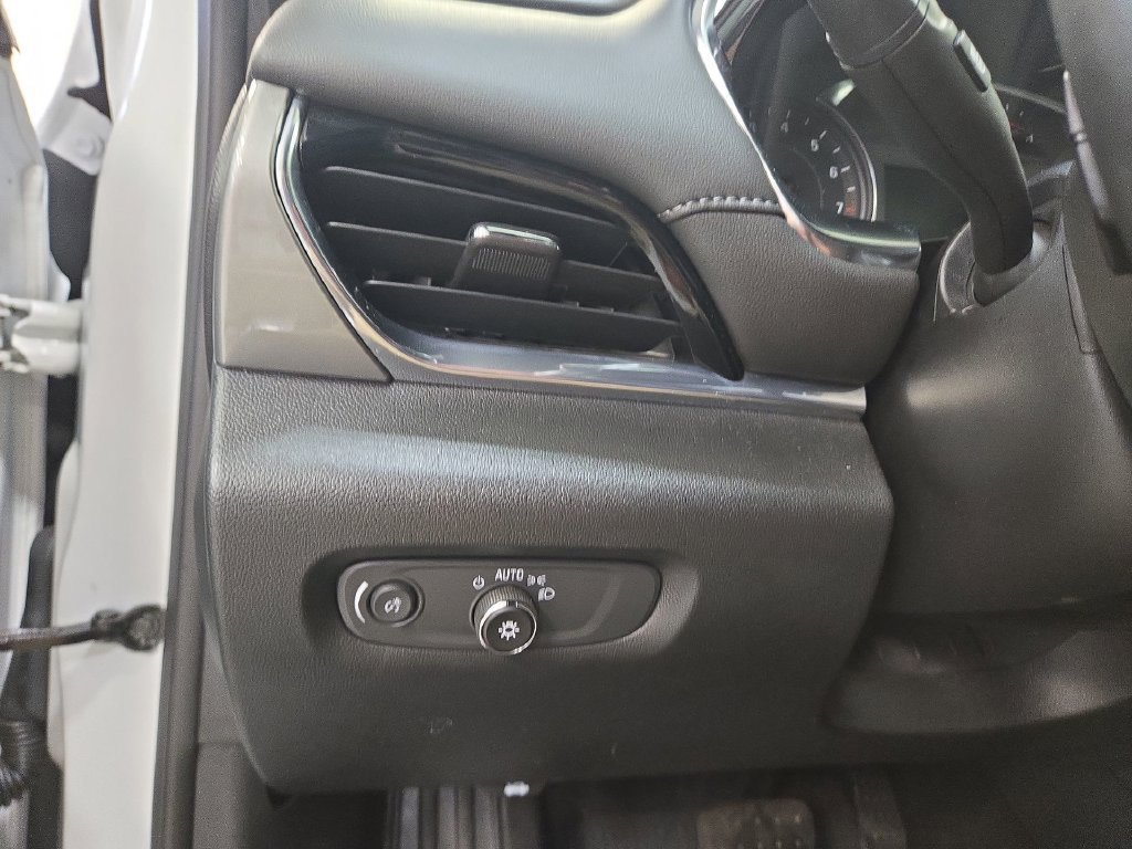 Certified 2024 Chevrolet Traverse LT FWD image 23
