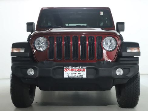 Used 2021 Jeep Wrangler Unlimited Sport AWD/4WD image 5