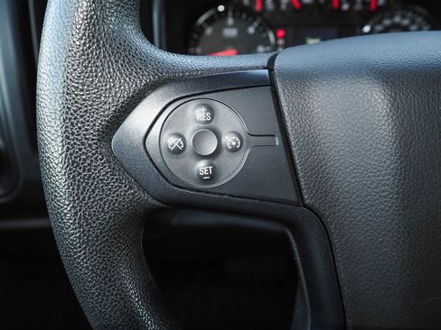 Used 2018 Chevrolet Silverado 1500 Custom w/ Custom Convenience Package image 28