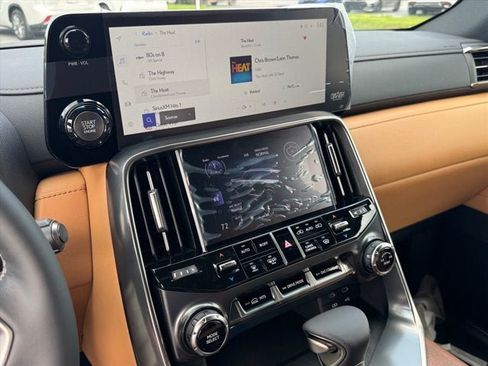 New 2026 Lexus LX 600 4WD w/ Accessory Package (2T) image 15